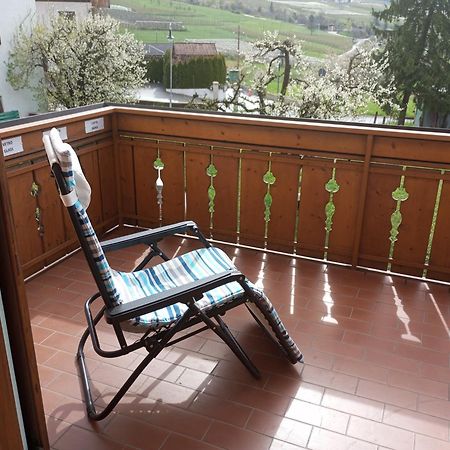 Appartamento Cologna Castelfondo Екстериор снимка